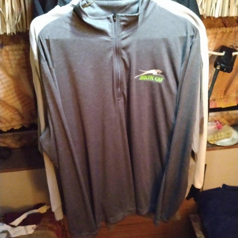 artic cat long sleeve women's M